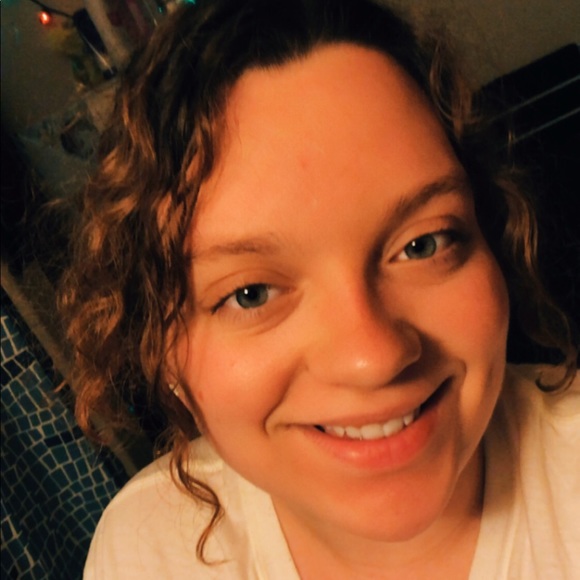 Meet your Posher, Maddie - Picture 1 of 1